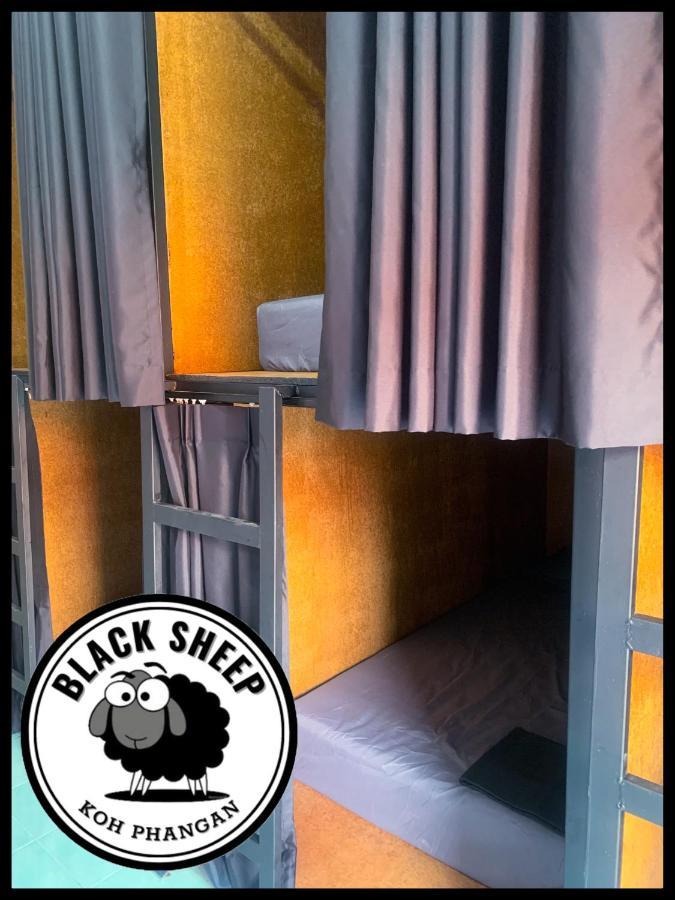 The Black Sheep Hostel Haad Rin Extérieur photo